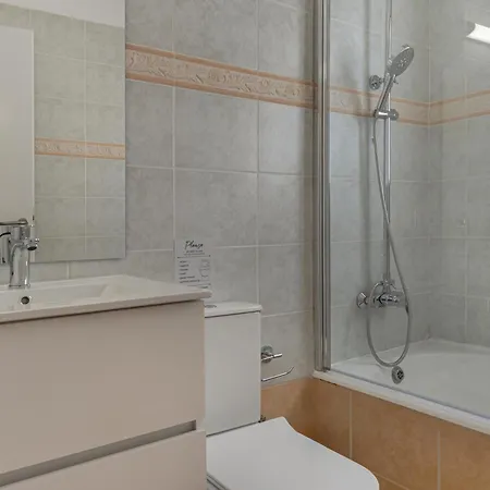 Phaedrus Living Ithaki Gardens Flat